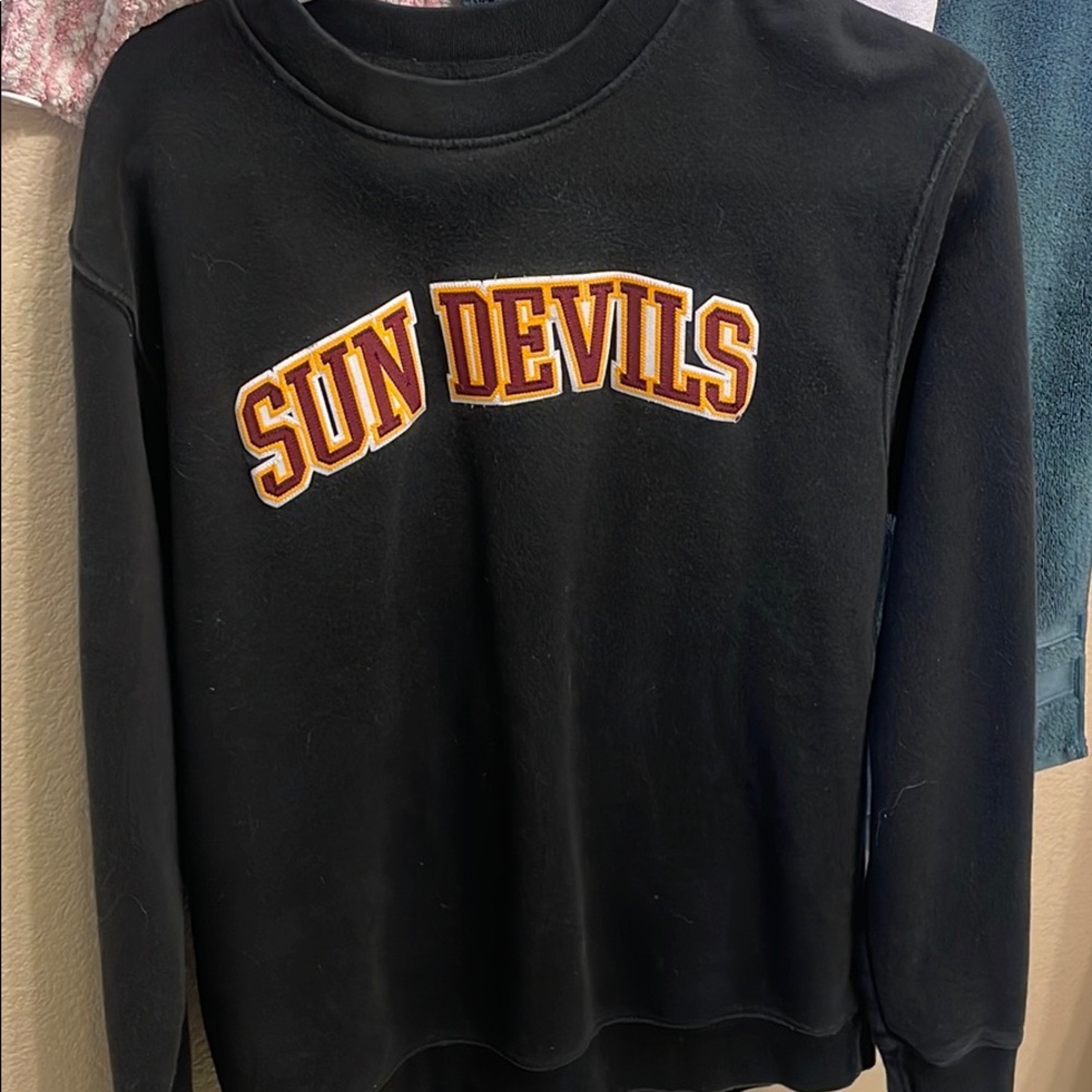 Crew neck